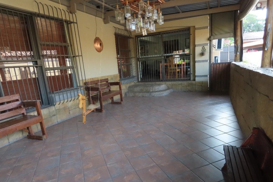 3 Bedroom Property for Sale in Safari Gardens North West